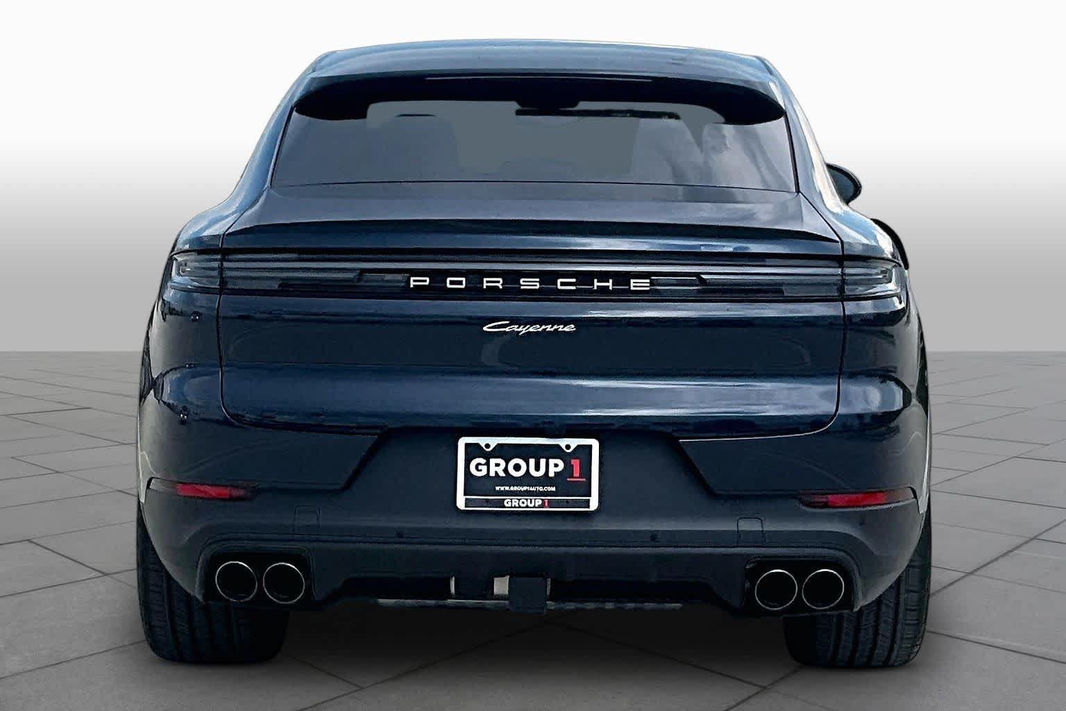 Used 2026 Porsche Cayenne Coupe AWD/4WD image 4
