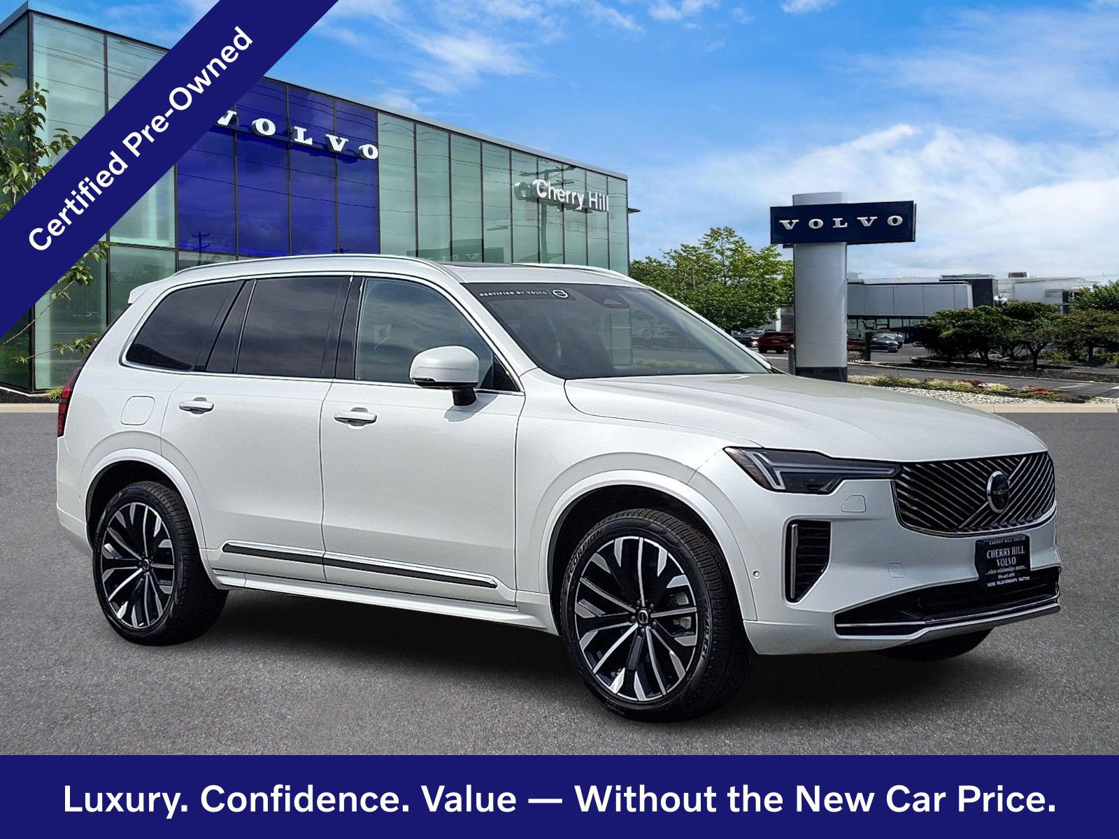 Certified 2025 Volvo XC90 B6 Plus AWD/4WD image 1