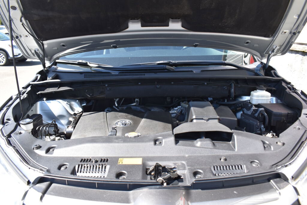 Certified 2017 Toyota Highlander Plus image 27