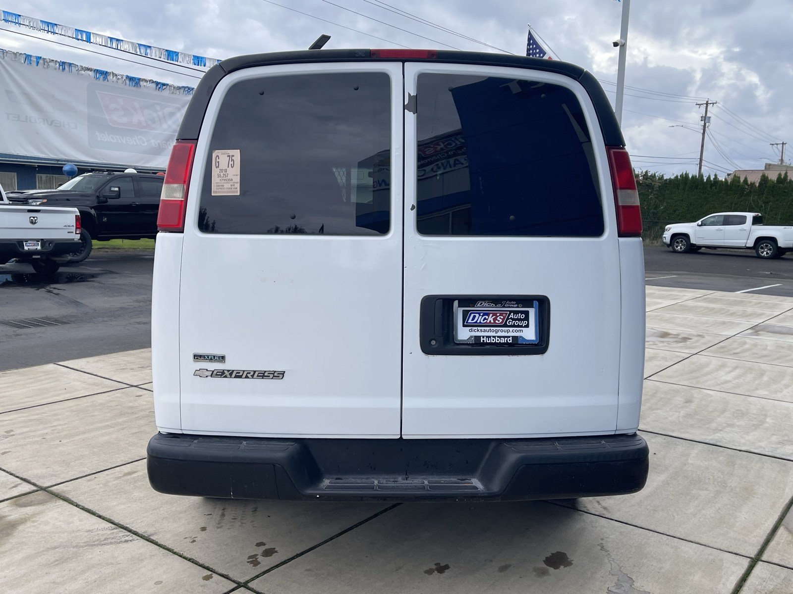 Used 2010 Chevrolet Express 1500 RWD image 4