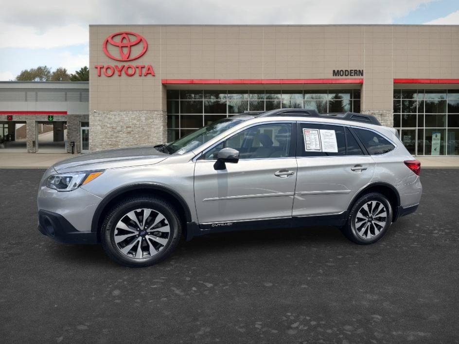 Used 2017 Subaru Outback 3.6R Limited AWD/4WD image 3