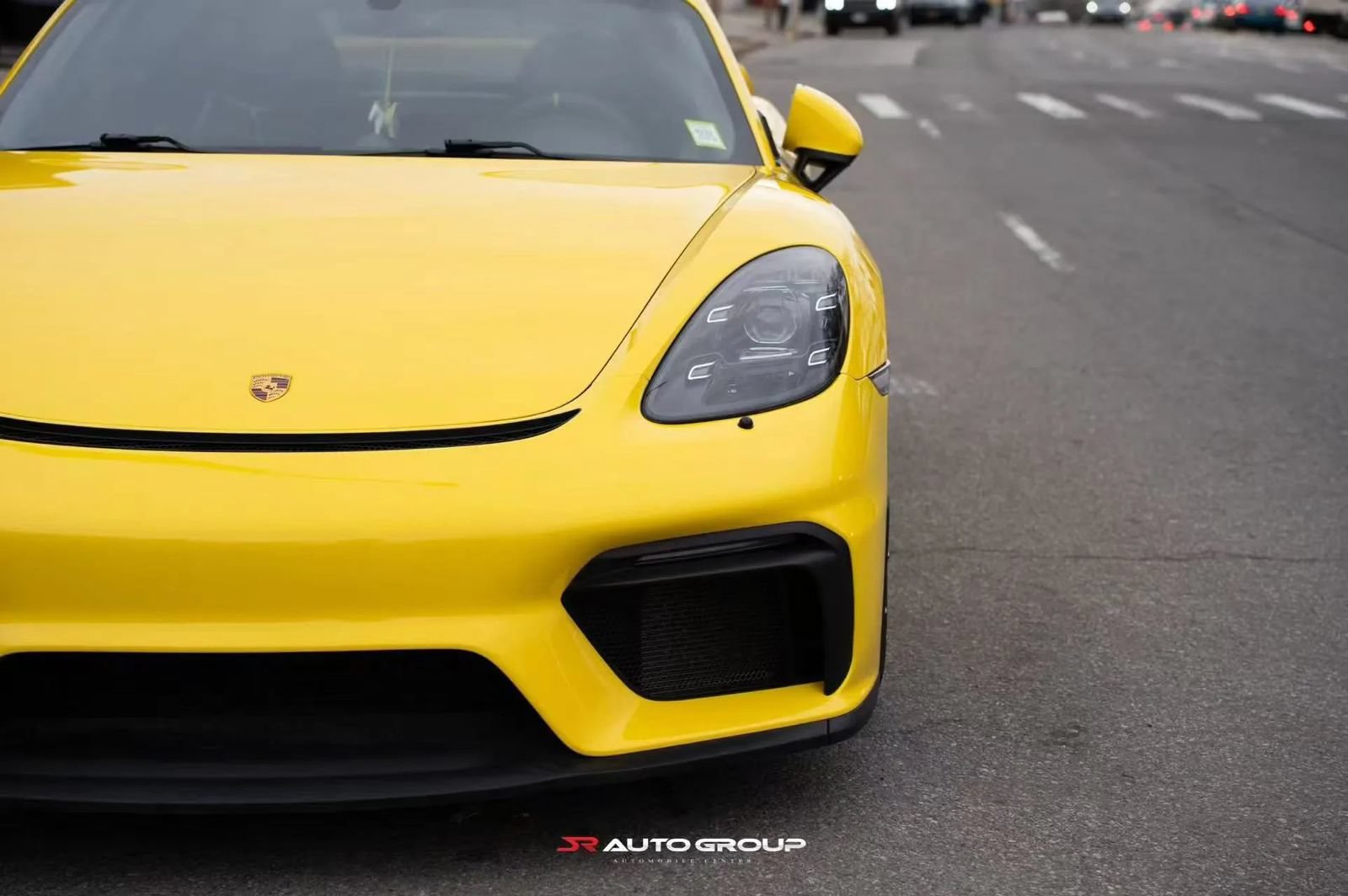 Used 2020 Porsche 718 Cayman GT4 RWD image 11