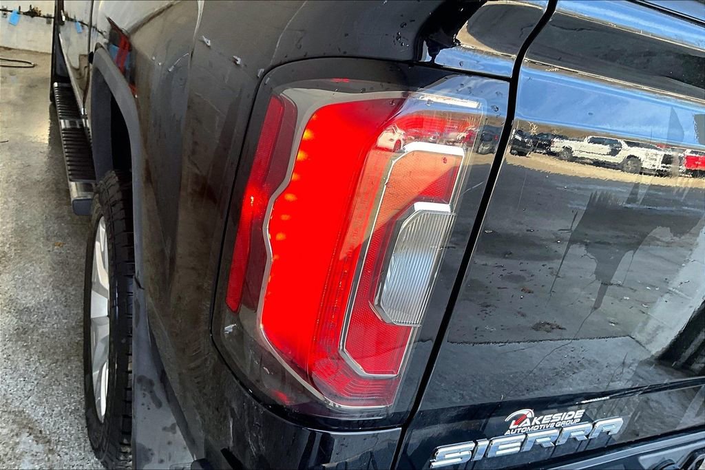 Used 2018 GMC Sierra 1500 SLT w/ SLT Premium Package image 24