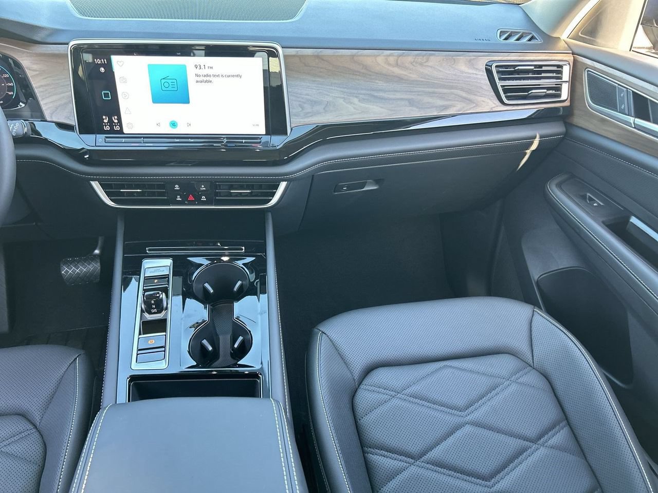 New 2026 Volkswagen Atlas SE FWD image 12