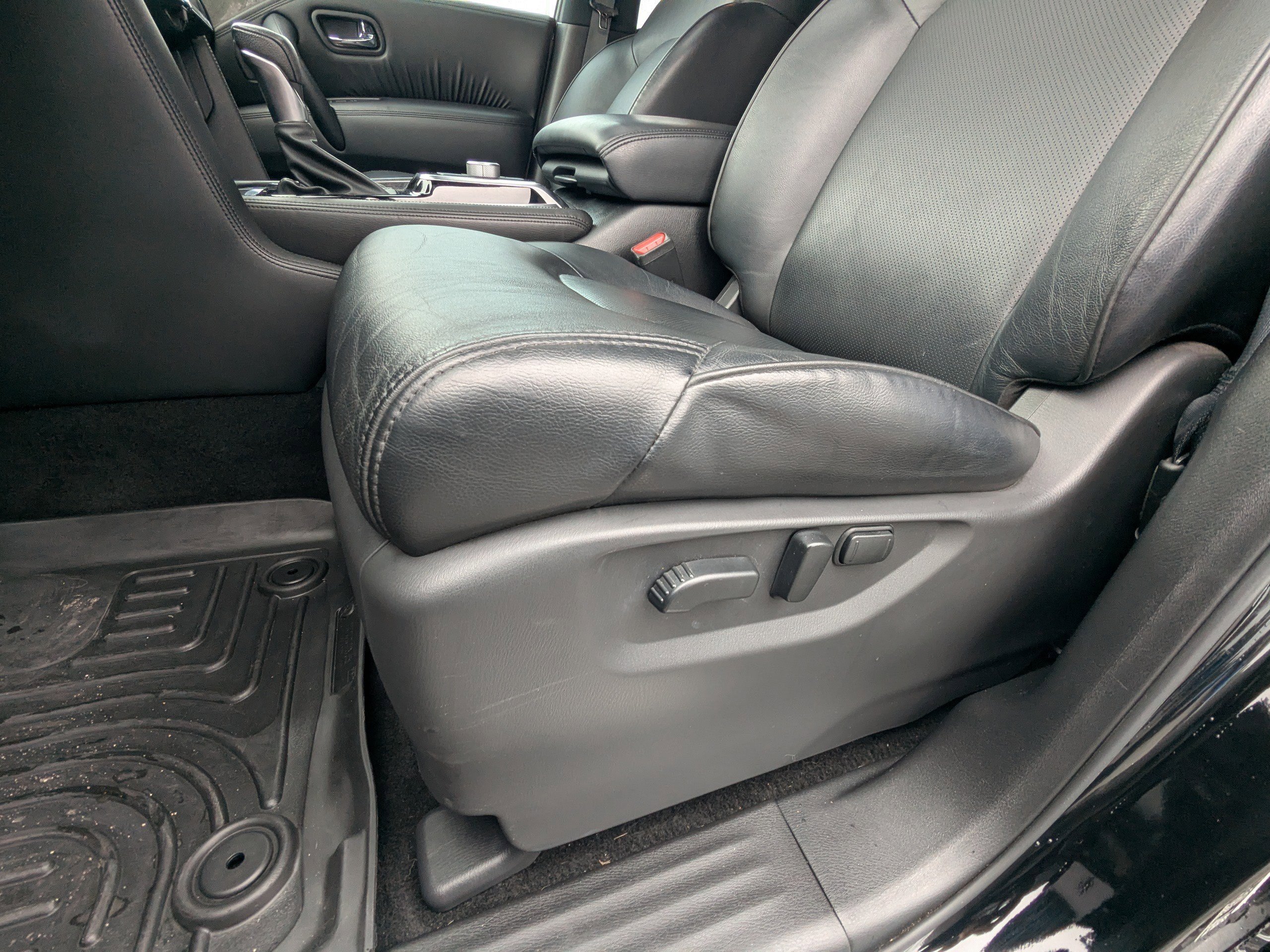 Used 2023 Nissan Armada SL w/ Midnight Edition Package image 19