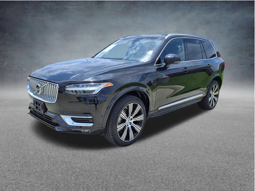 Certified 2024 Volvo XC90 B6 Plus AWD/4WD image 4