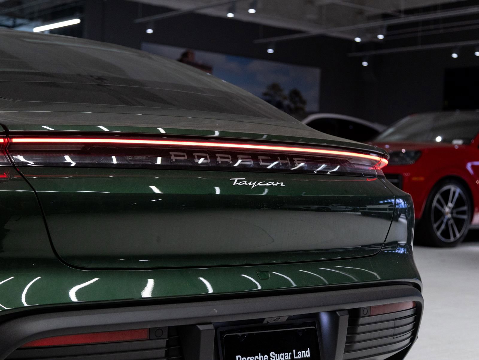 New 2026 Porsche Taycan image 31