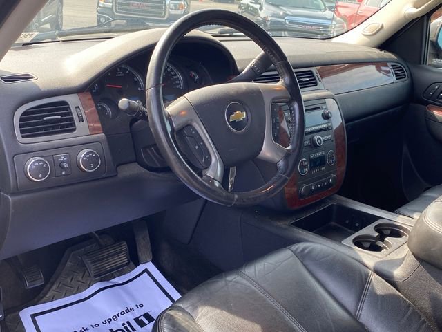 Used 2011 Chevrolet Avalanche LT image 5