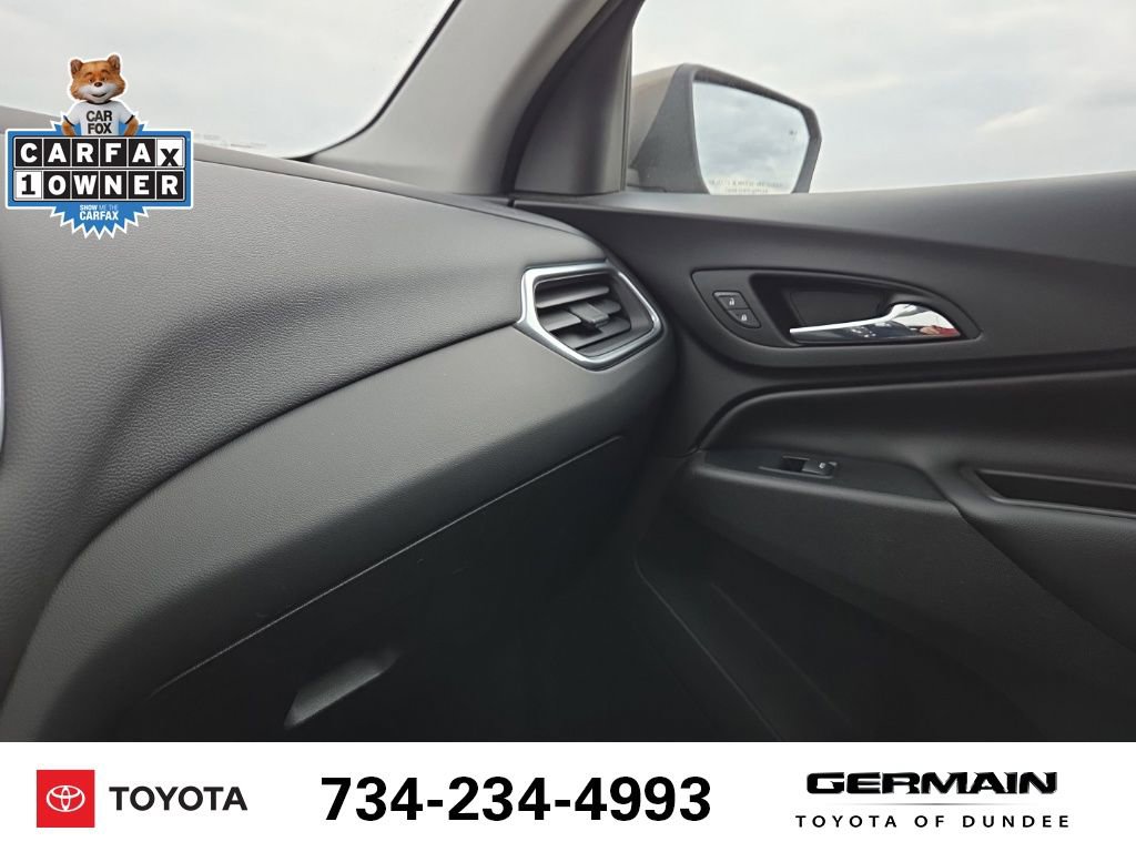 Used 2018 Chevrolet Equinox LT FWD image 32