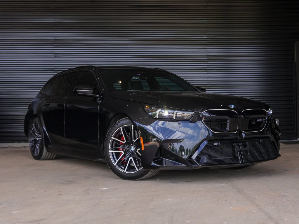 Used 2026 BMW M5 Touring AWD/4WD image 9