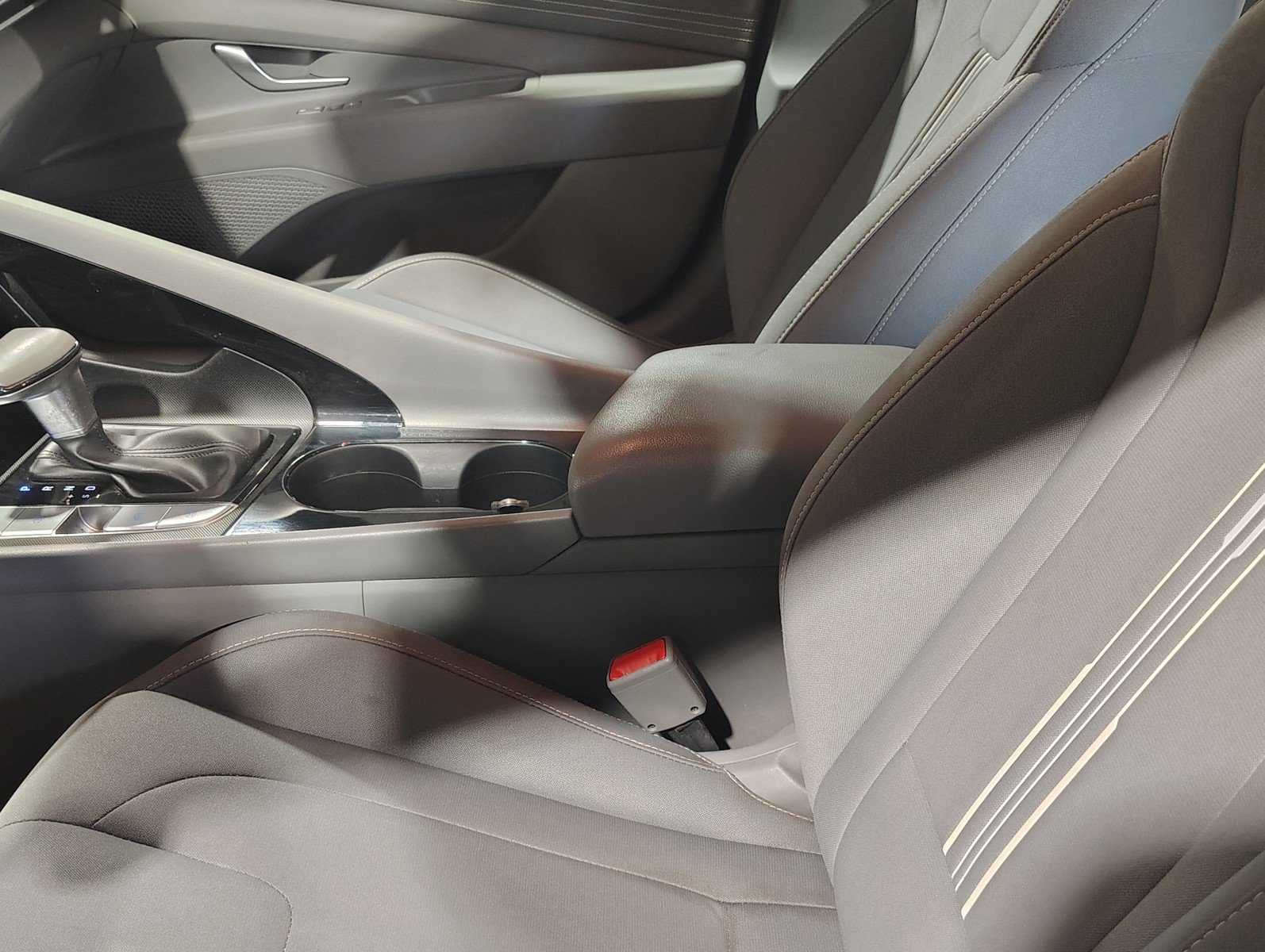 Used 2023 Hyundai Elantra SEL w/ Convenience Package FWD image 20