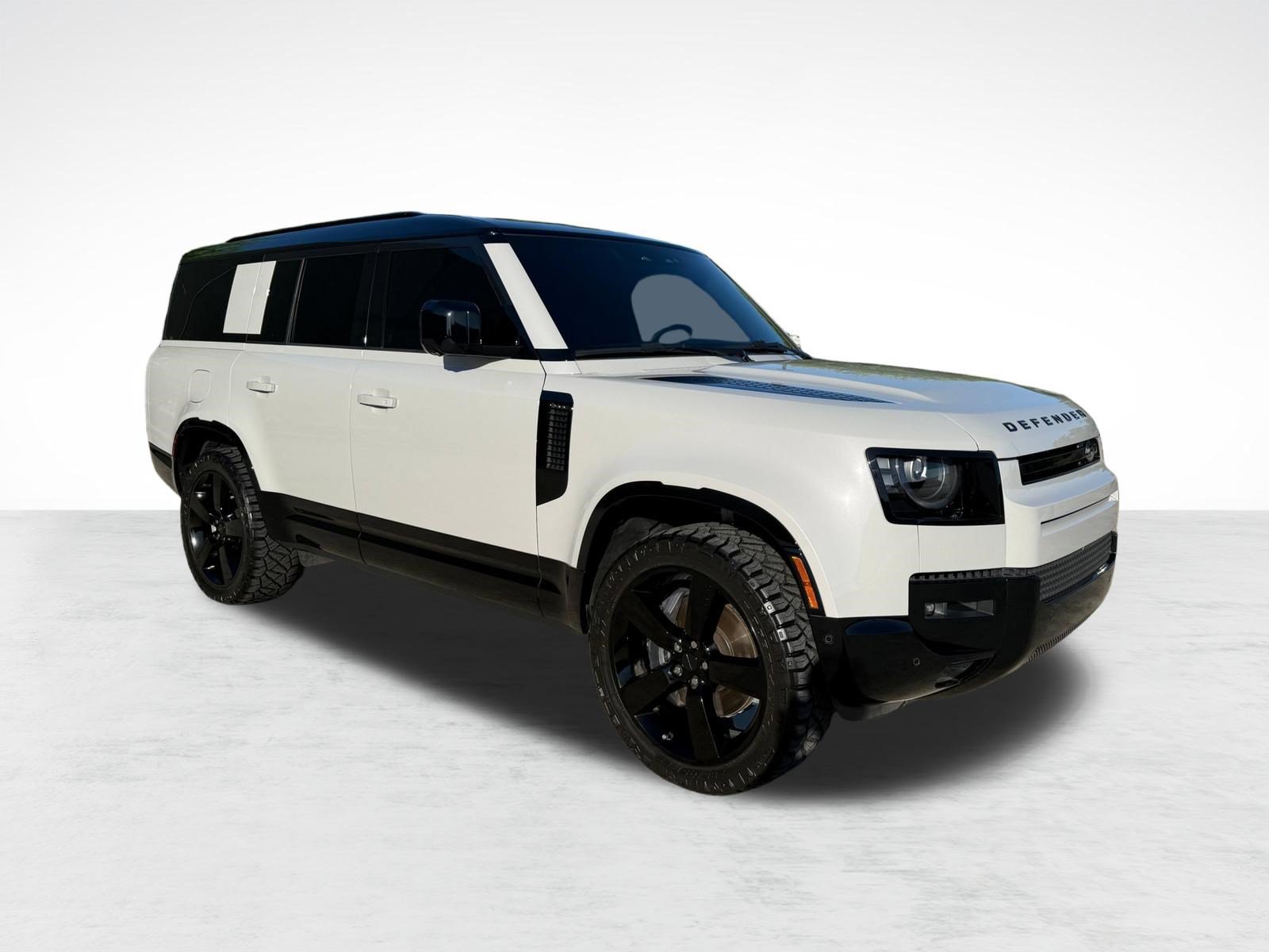 Used 2026 Land Rover Defender 130 X-Dynamic SE AWD/4WD image 7