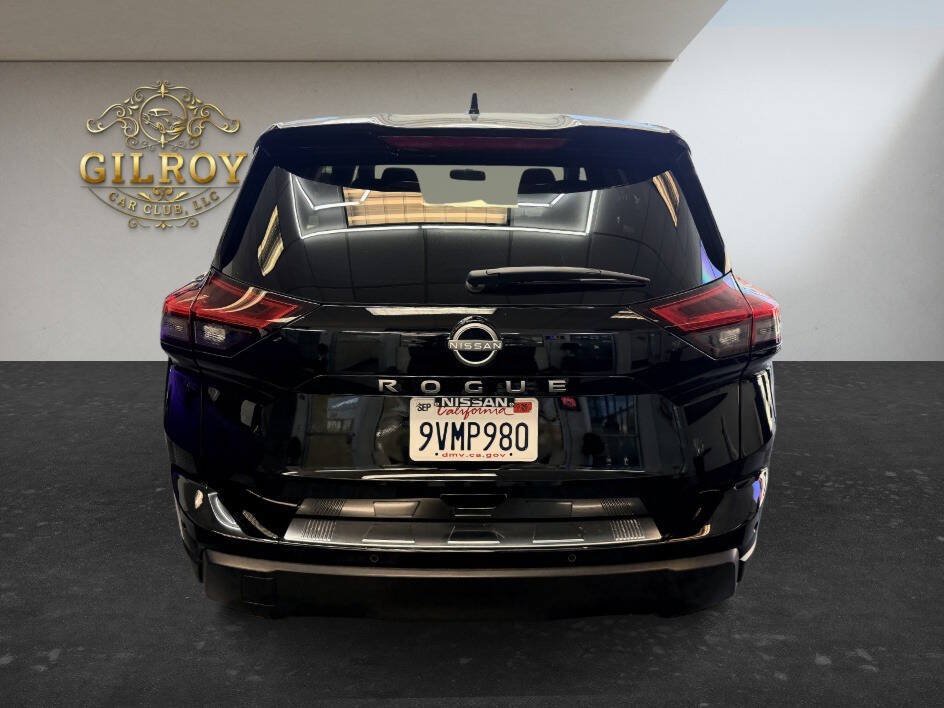 Used 2025 Nissan Rogue SV FWD image 16