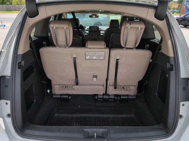 Used 2023 Honda Odyssey Elite image 12