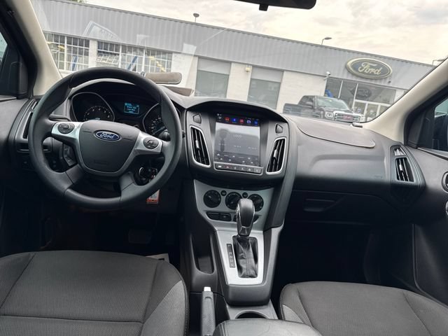 Used 2012 Ford Focus SE FWD image 13