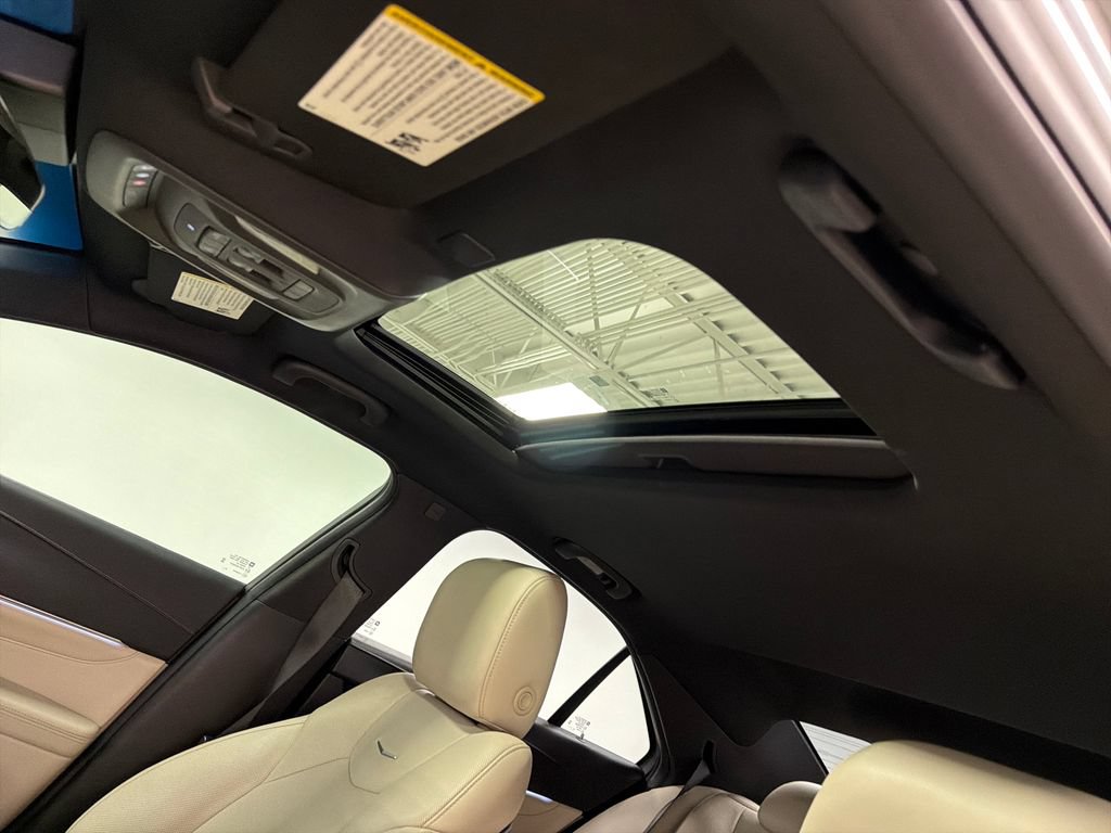 Used 2021 Cadillac CT4 Premium Luxury RWD image 28