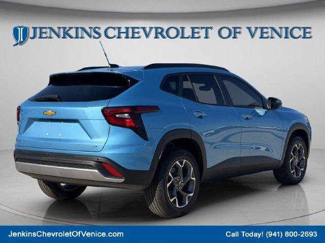New 2026 Chevrolet Trax LT w/ Sunroof Package FWD image 24