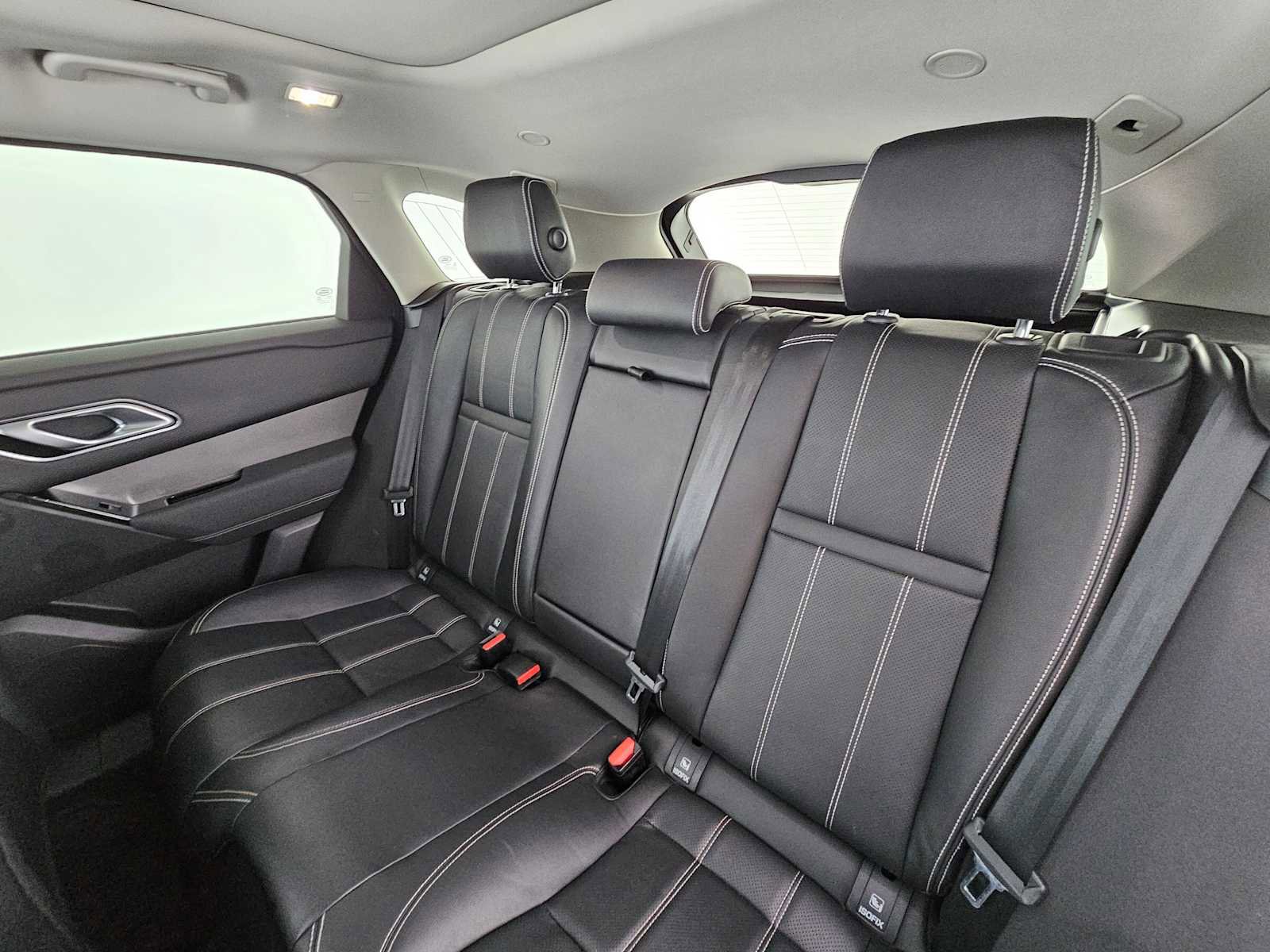 Used 2022 Land Rover Range Rover Velar S image 18