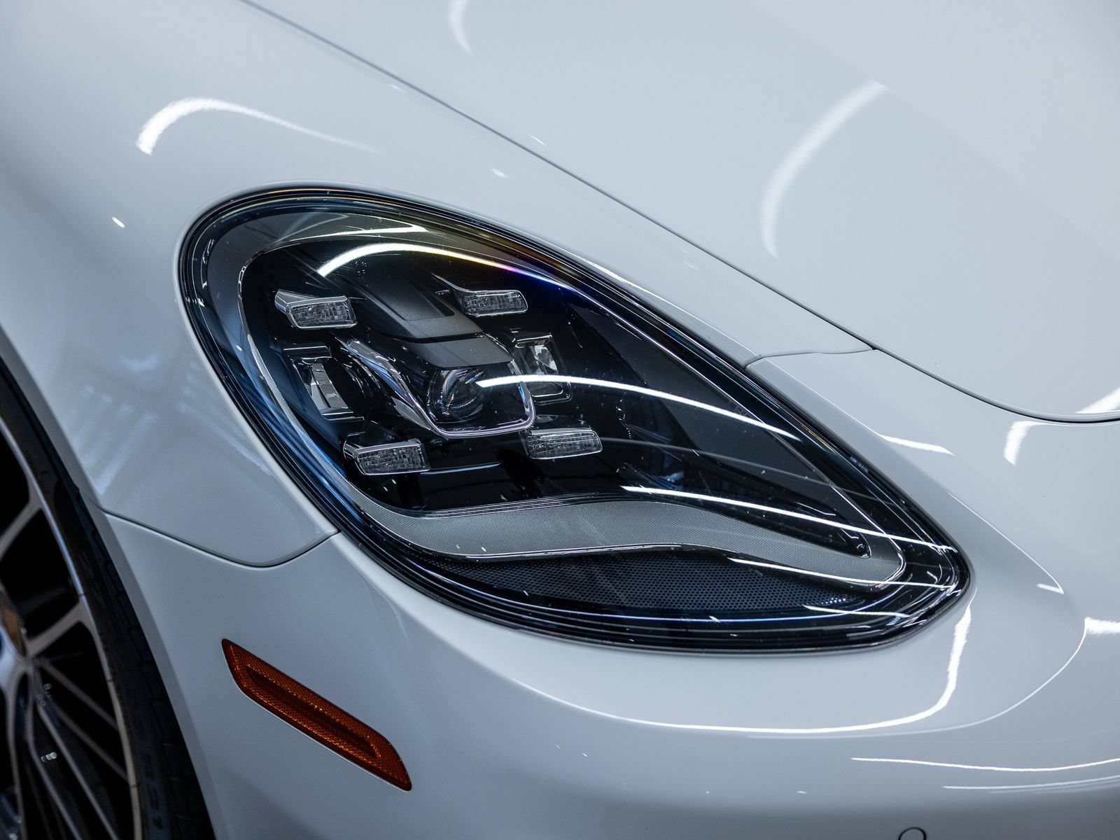 Certified 2023 Porsche Panamera 4S AWD/4WD image 14