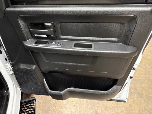 Used 2022 RAM 2500 Tradesman w/ Chrome Appearance Group AWD/4WD image 25
