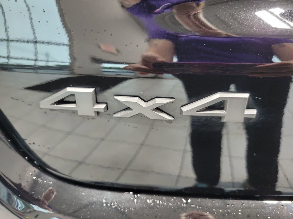 Used 2023 Jeep Compass High Altitude AWD/4WD image 12