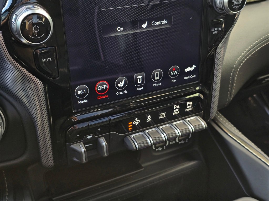 Used 2020 RAM 1500 Limited w/ Black Appearance Package image 30