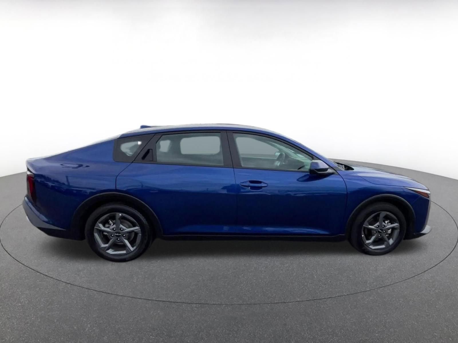 Used 2025 Kia K4 FWD image 16