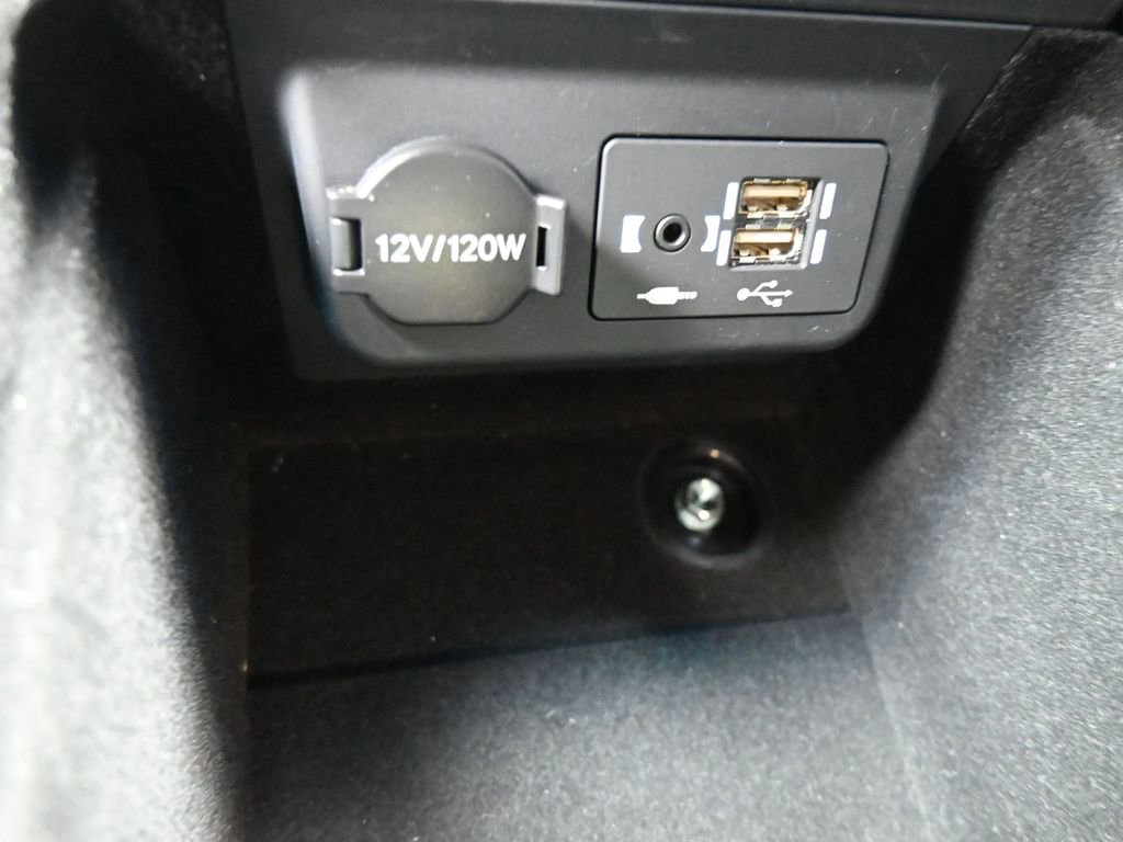 Used 2020 Lexus LS 500 w/ Accessory Package (Z2) RWD image 15