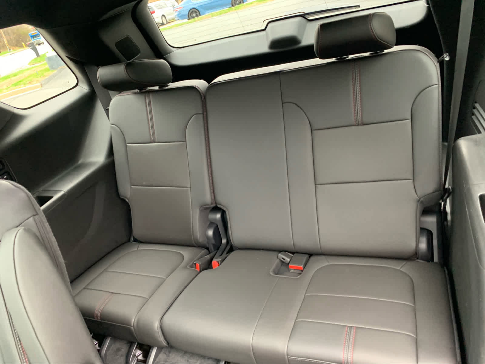 Used 2023 Chevrolet Traverse RS image 25