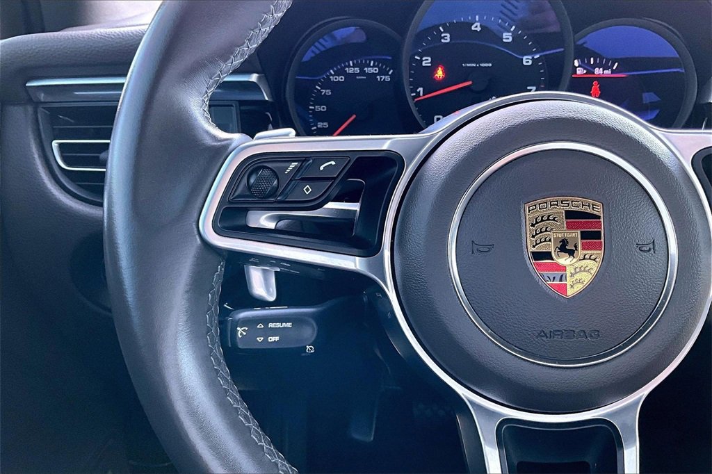 Used 2021 Porsche Macan image 18