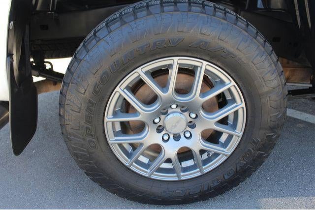 Used 2014 Toyota Tacoma 2WD Regular Cab image 12