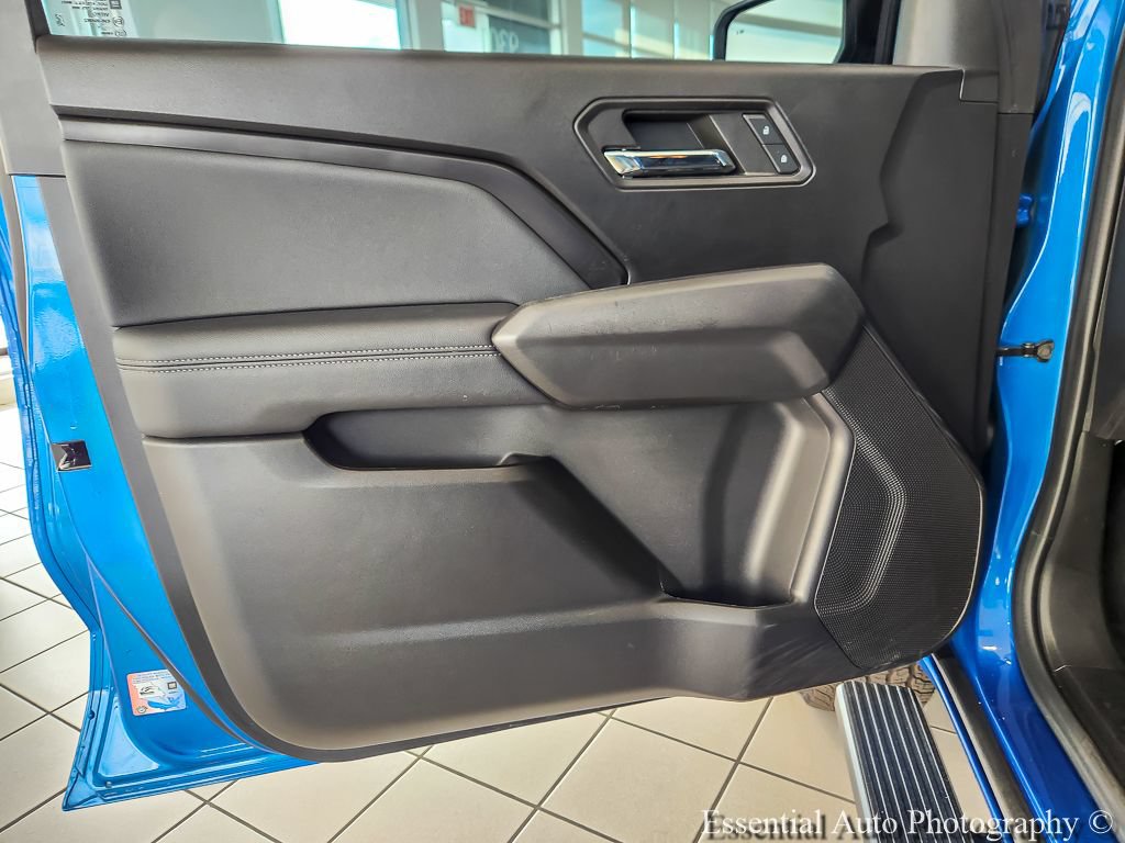 Used 2024 GMC Canyon Elevation w/ Elevation Premium Package RWD image 14