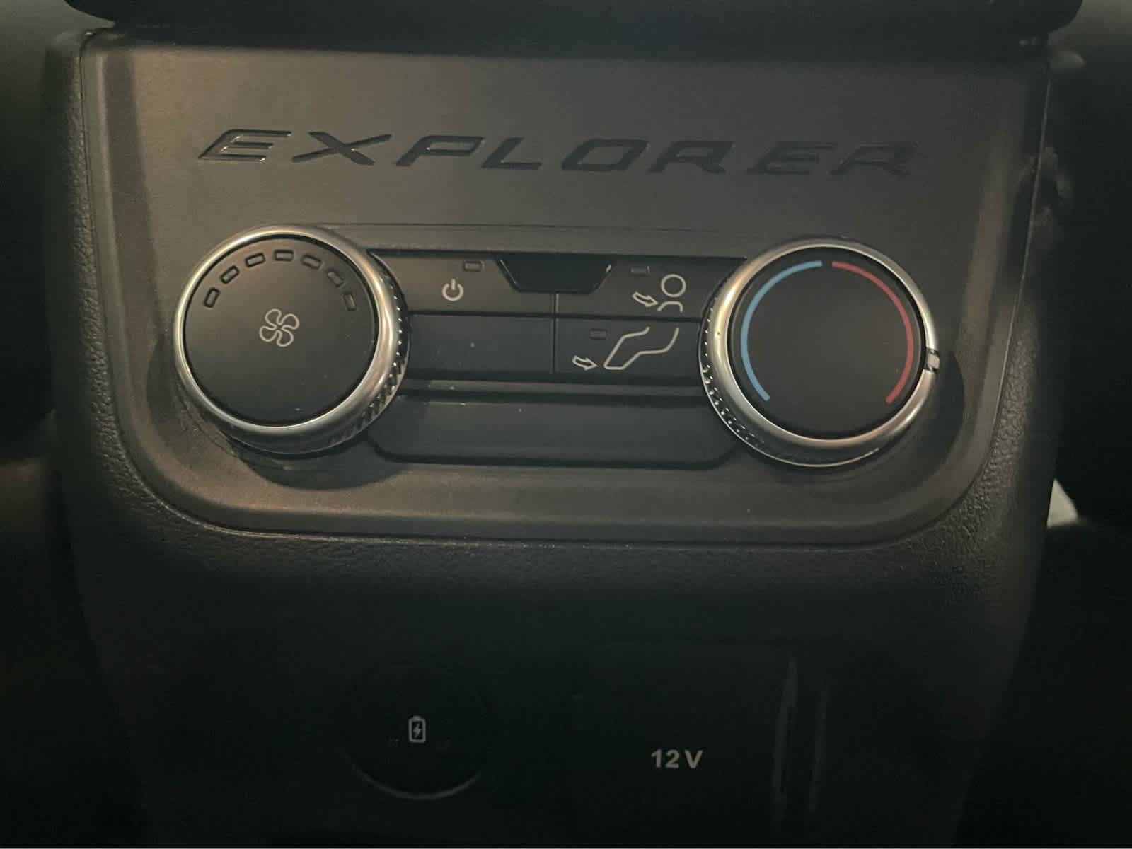 New 2026 Ford Explorer ST-Line w/ ST-Line Street Pack image 36