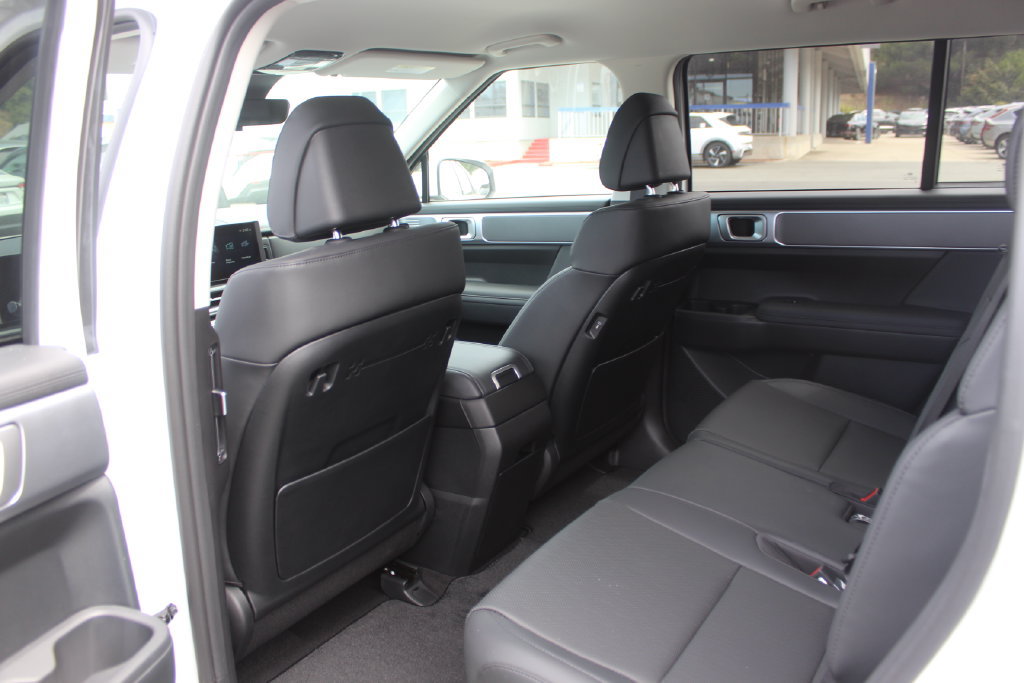 New 2026 Hyundai Santa Fe SEL FWD image 17