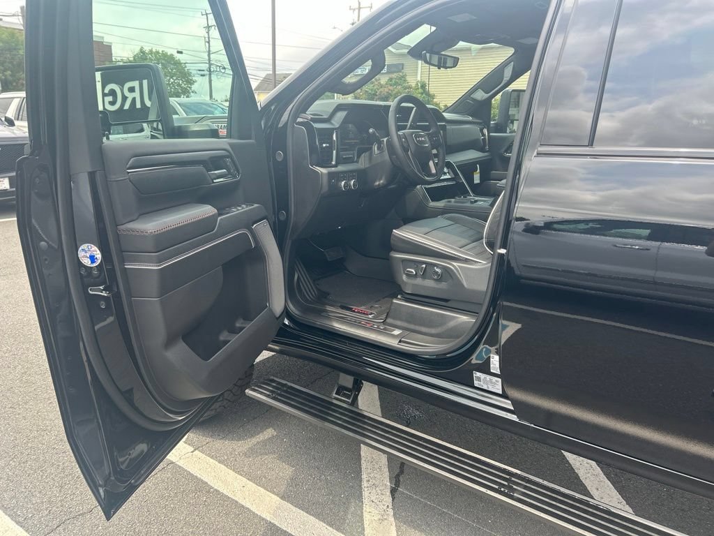 New 2026 GMC Sierra 2500 AT4X AWD/4WD image 26