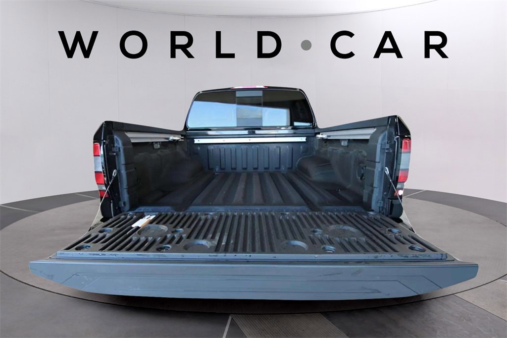 Used 2024 Nissan Frontier SV w/ SV Convenience Package image 11
