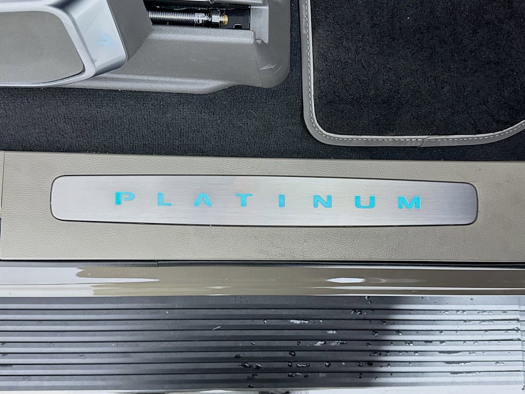 Used 2026 Ford F450 Platinum w/ Platinum Plus Package AWD/4WD image 12
