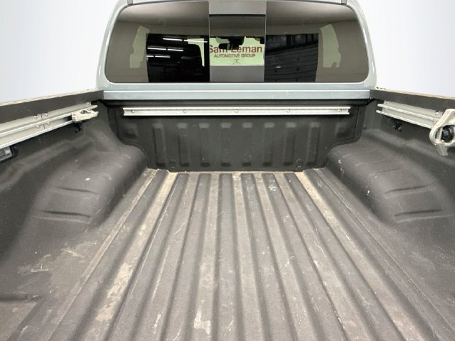Used 2024 Nissan Frontier PRO-4X w/ Pro Convenience Package AWD/4WD image 25