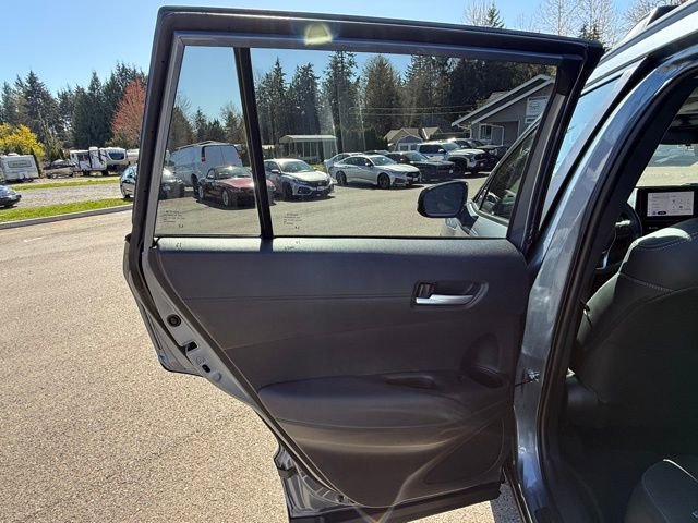 Used 2024 Toyota Corolla Cross XLE w/ Convenience Package FWD image 21