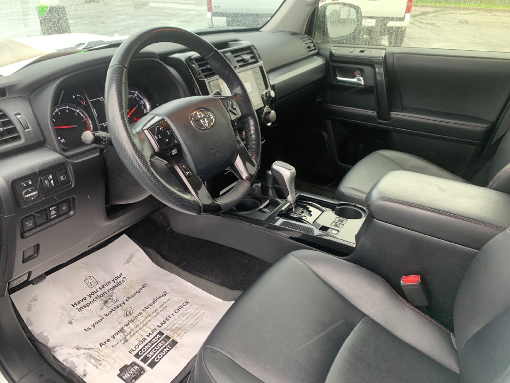 Used 2024 Toyota 4Runner TRD Off-Road Premium w/ Off Road Premium Plus Package AWD/4WD image 11