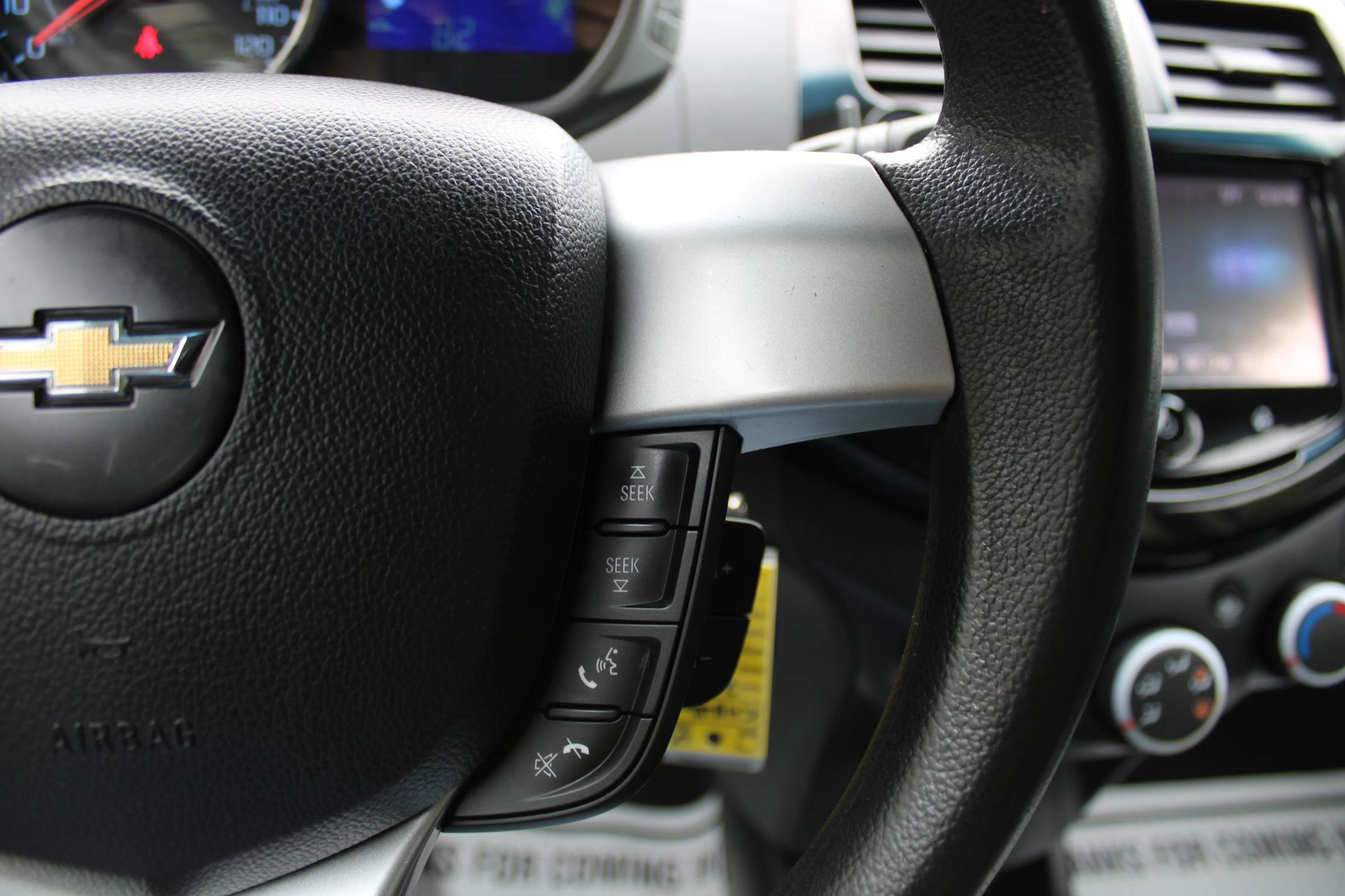 Used 2014 Chevrolet Spark LT image 13