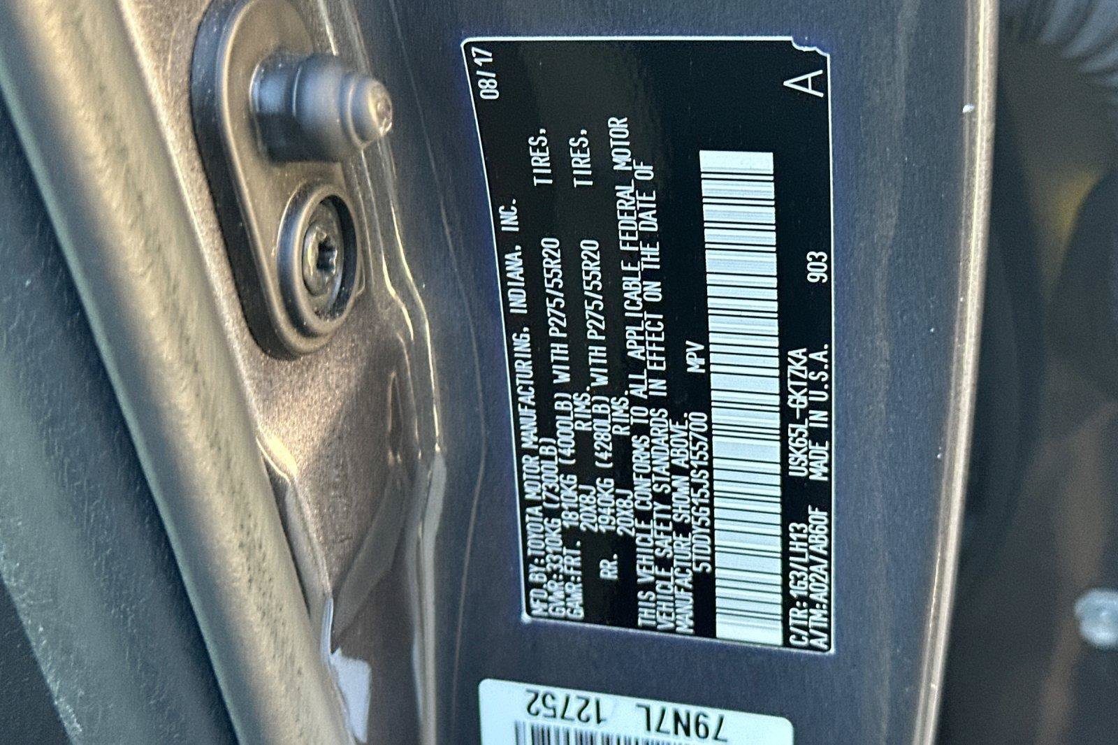 Used 2018 Toyota Sequoia Platinum w/ Carpet Mat Package AWD/4WD image 28