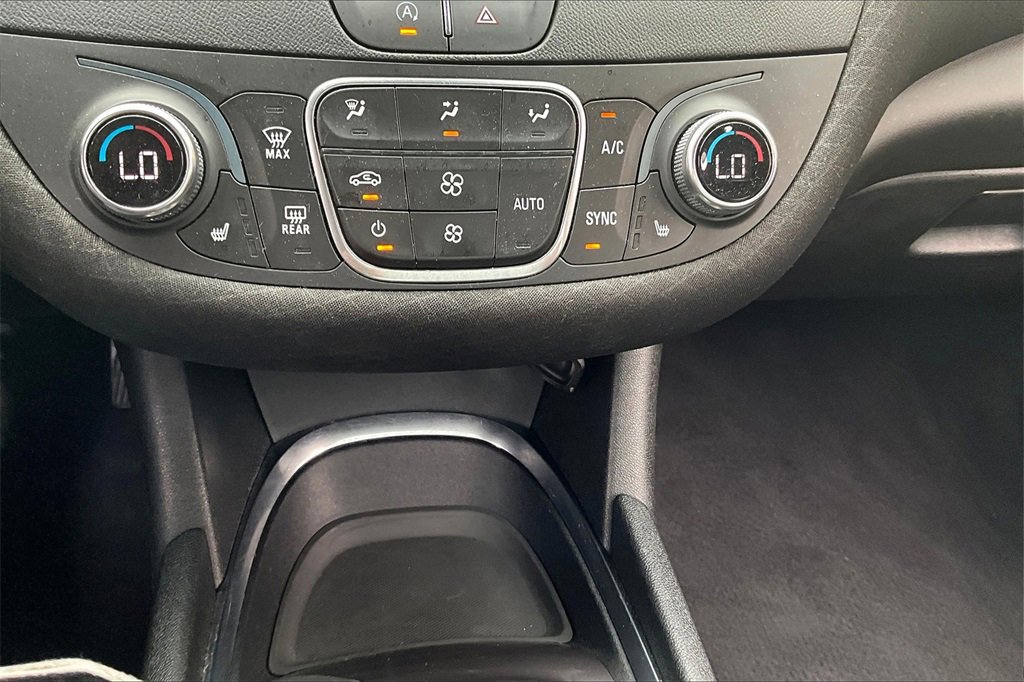 Used 2020 Chevrolet Malibu LT image 15