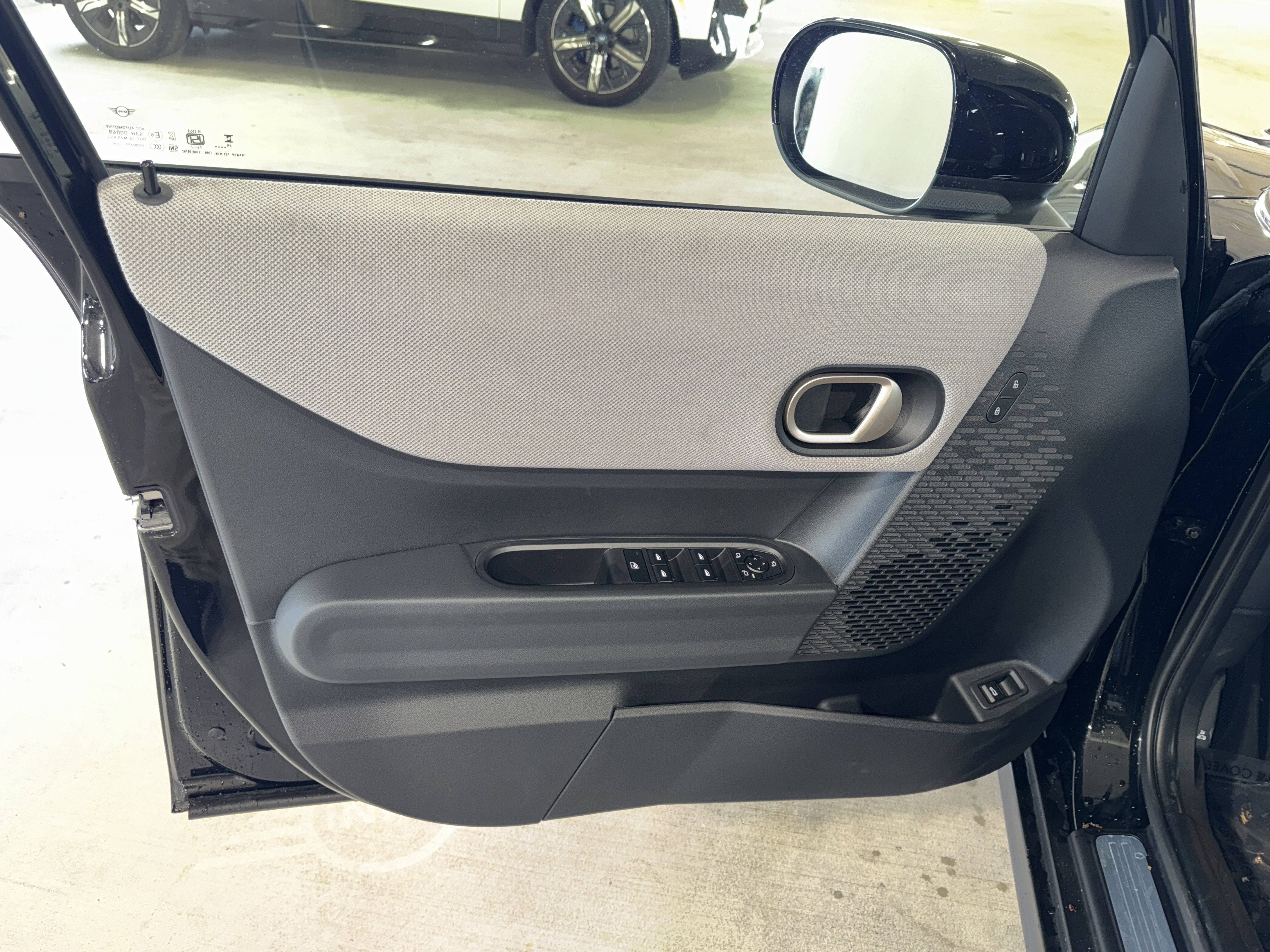 New 2026 MINI Cooper 4-Door Hardtop FWD image 13