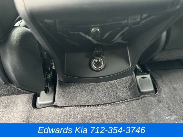 New 2025 Kia Sorento S image 21