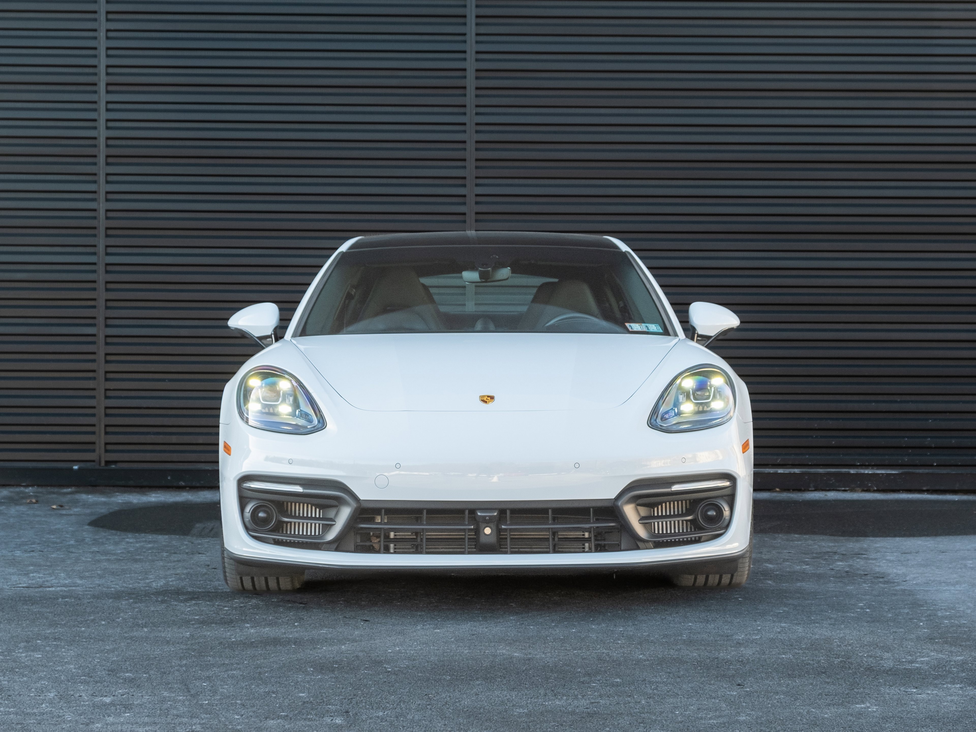 Certified 2023 Porsche Panamera 4 Platinum Edition image 11