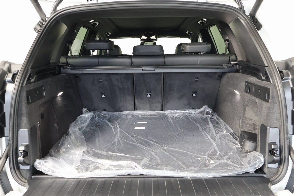 New 2026 BMW X5 sDrive40i w/ M Sport Package RWD image 8