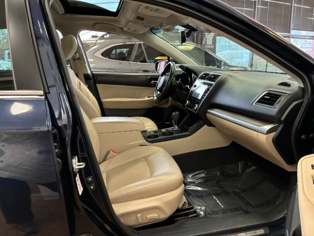 Used 2018 Subaru Outback 2.5i Limited AWD/4WD image 36