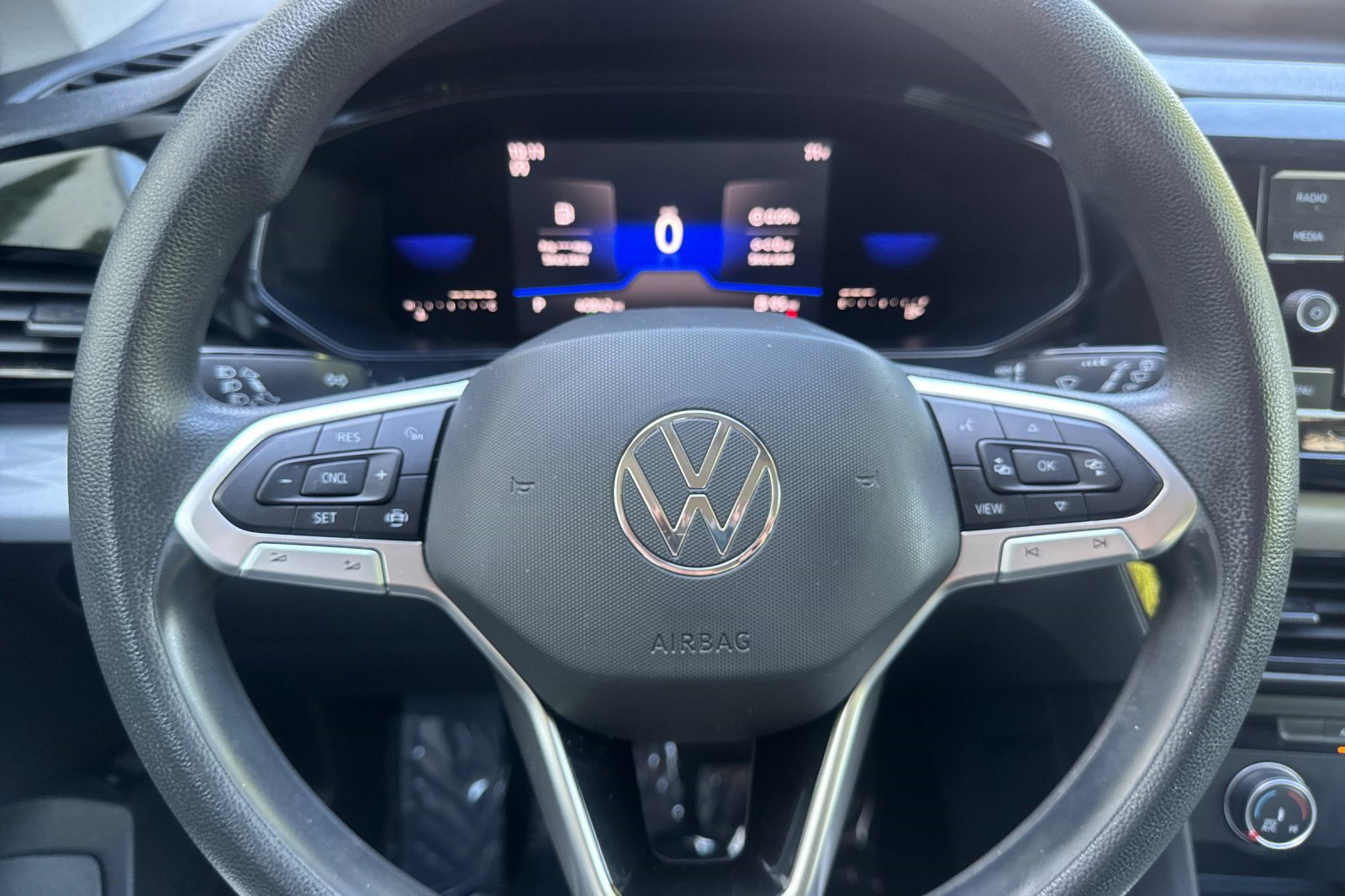 Used 2022 Volkswagen Taos S FWD image 11