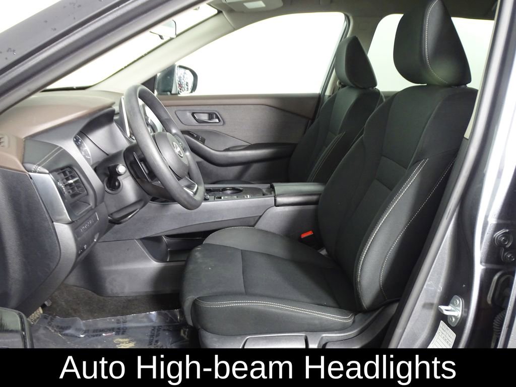 Used 2023 Nissan Rogue S image 10